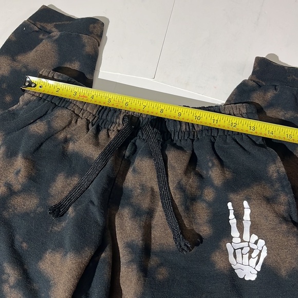 Bowery Supply Co Black Brown Acid Wash Joggers Sweatpants Skeleton Peace Sign M - Picture 4 of 5